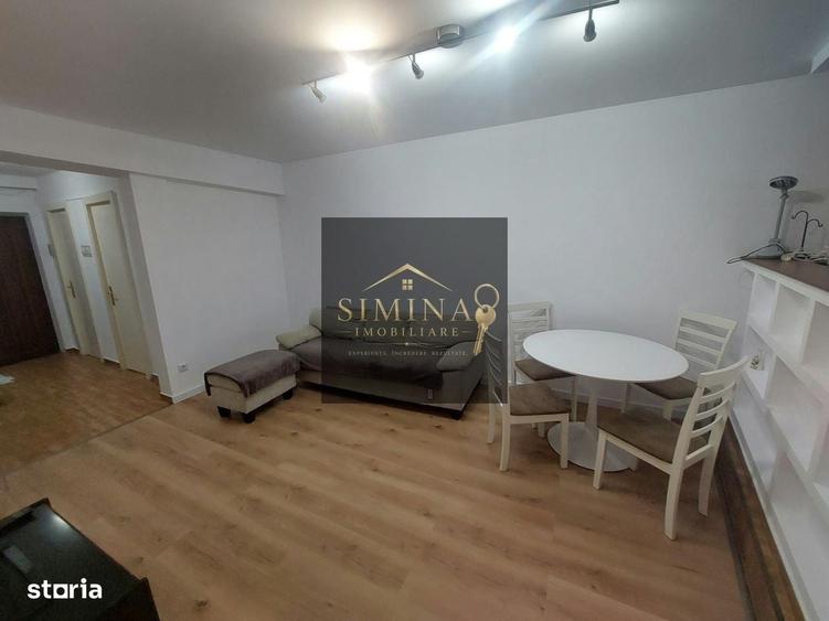 Apartament cu 3 camere decomandat în Cornișa
