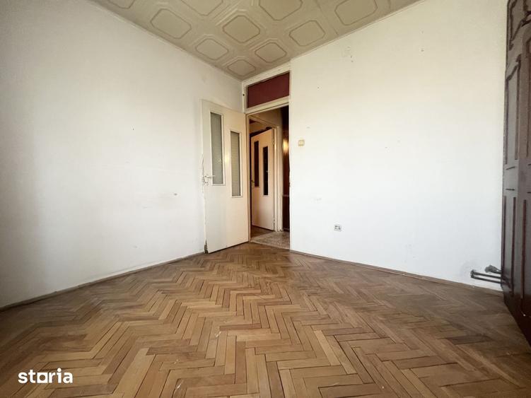 Apartament cu 2 camere semidecomandat în Șagului