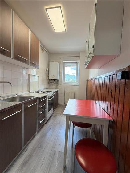 Apartament cu 2 camere decomandat în Griviței