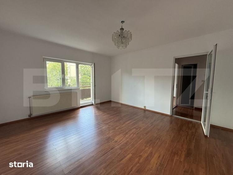 Apartament cu 2 camere în Micro 16