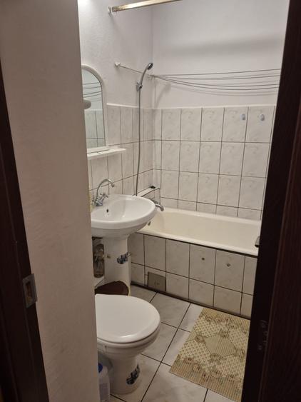 Apartament cu 2 camere decomandat în Exterior Vest