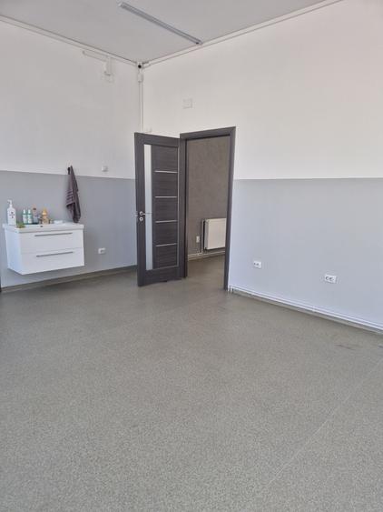 Spațiu comercial, de 100 mp, în Drumul Taberei