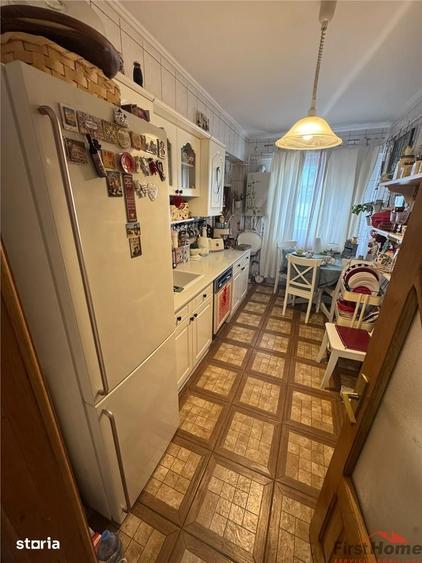 Apartament cu 4 camere decomandat în Ultracentral