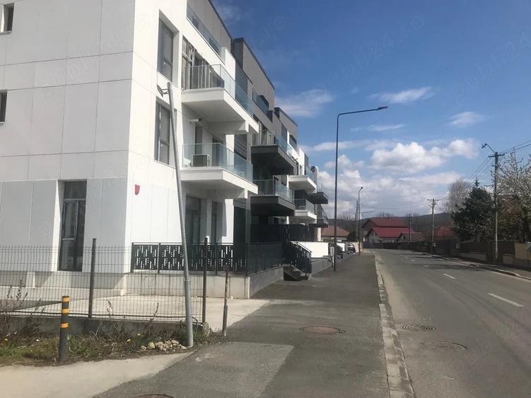 Apartament cu 2 camere decomandat în Traian