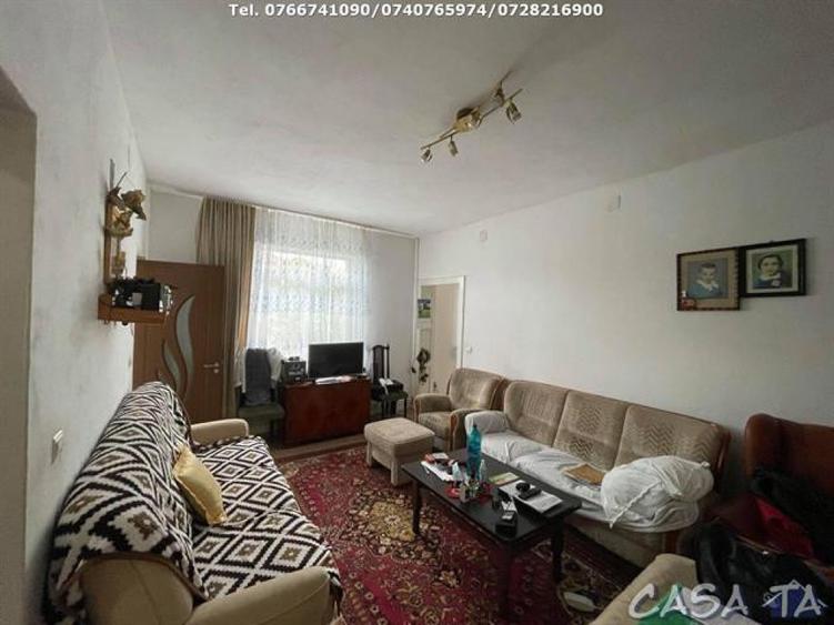 Casă cu 3 camere cu Teren 387 Mp în Central