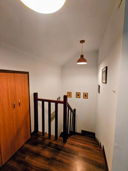 Casă individuală cu 3 camere cu Teren 500 Mp în Uricani