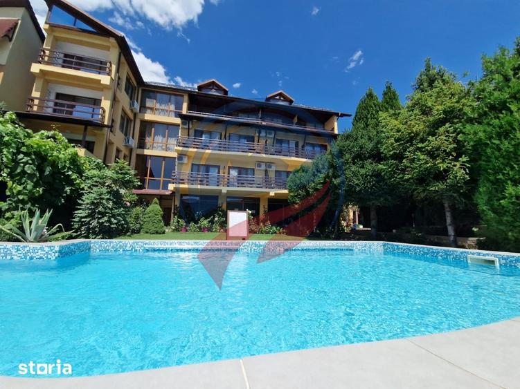 Casă cu Teren 1632 Mp în Sud