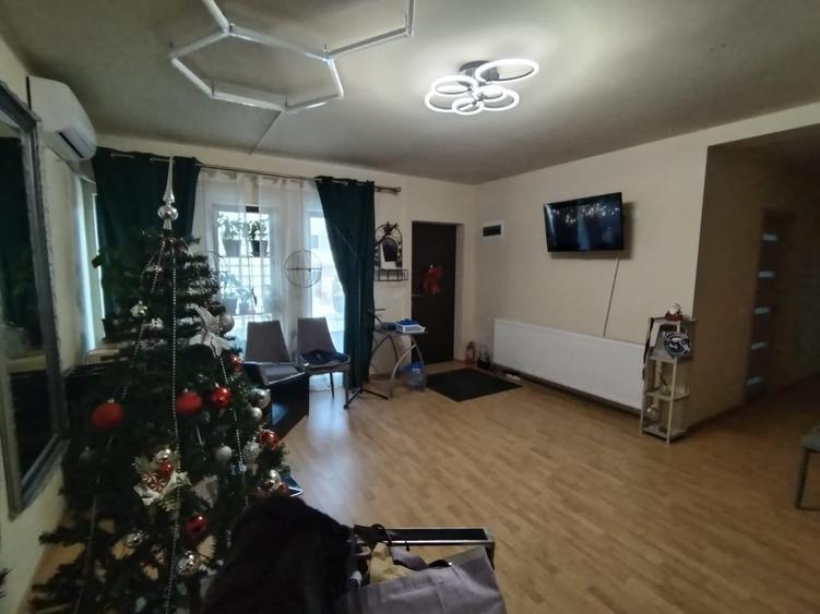 Spațiu comercial, de 80 mp, în Valea Adâncă
