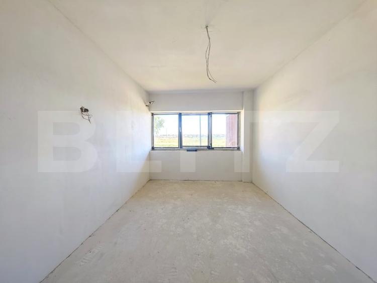 Apartament cu 3 camere decomandat în Nufărul