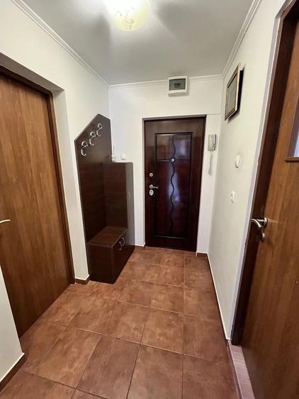 Garsonieră decomandată în Brâncoveanu