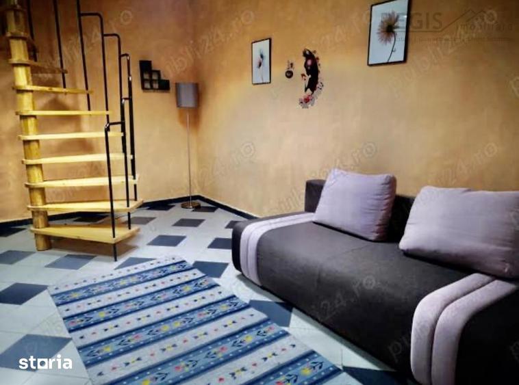 Casă cu 4 camere cu Teren 40 Mp în Schei