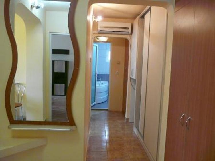 Apartament cu 2 camere decomandat în Iosia-Nord