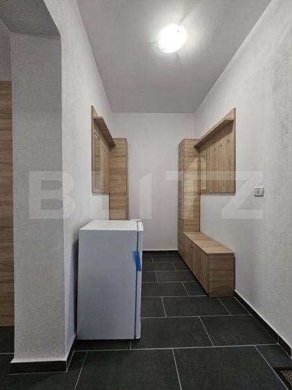 Casă individuală cu 21 camere cu Canalizare în Dumbrăvița