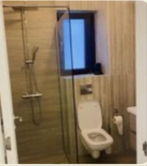 Casă cu 2 camere cu Teren 53 Mp în Central