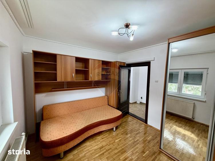 Apartament 3 camere etaj 1 - 10