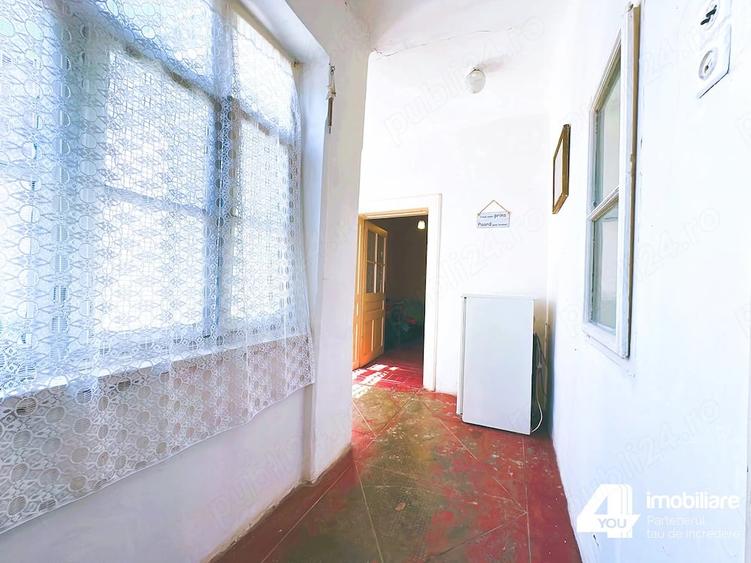 Casă cu 3 camere cu Teren 749 Mp în Central