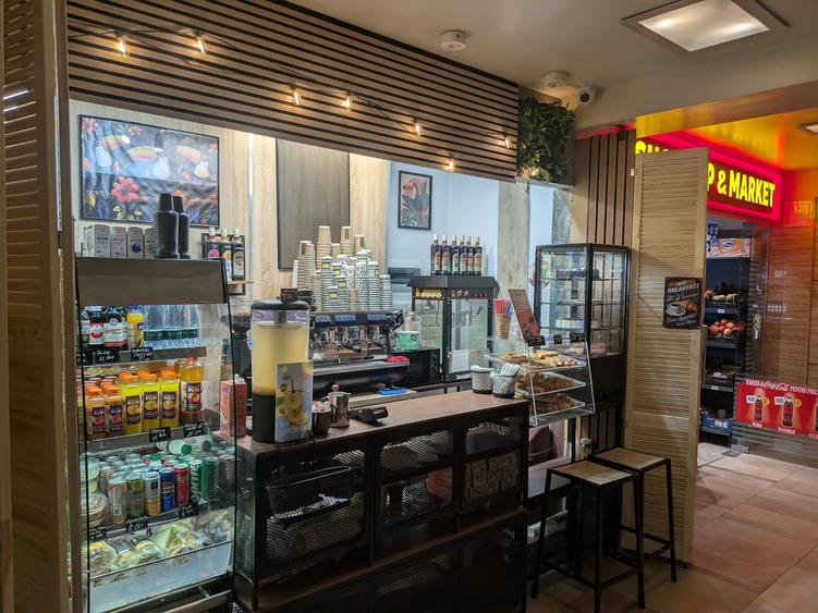 Spațiu comercial, de 45 mp, în Vitan-Bârzești