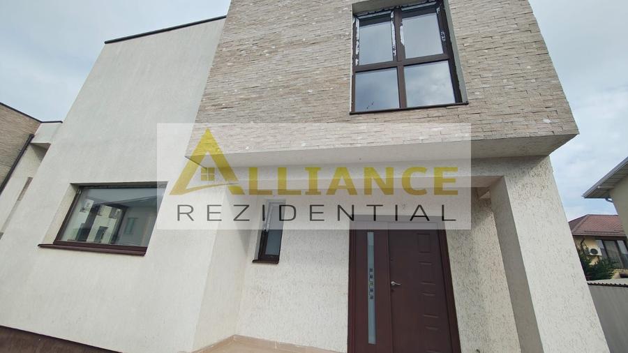 Casă individuală cu 5 camere cu Canalizare în Berceni