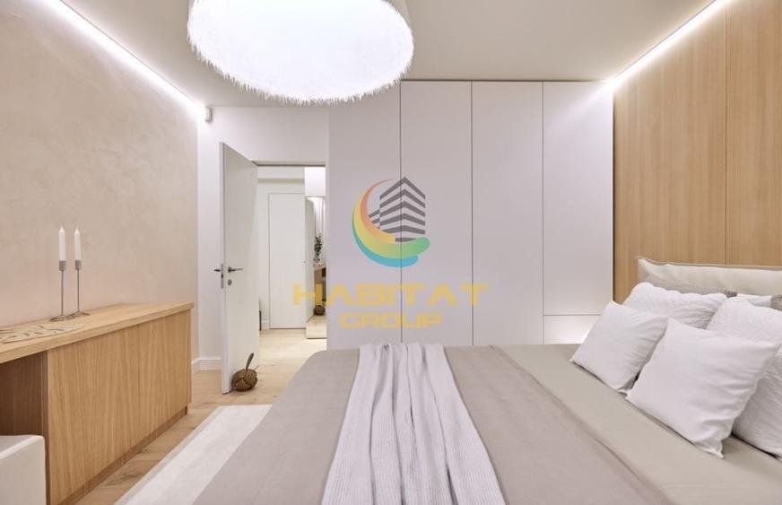 Apartament cu 4 camere decomandat în Mihai Bravu