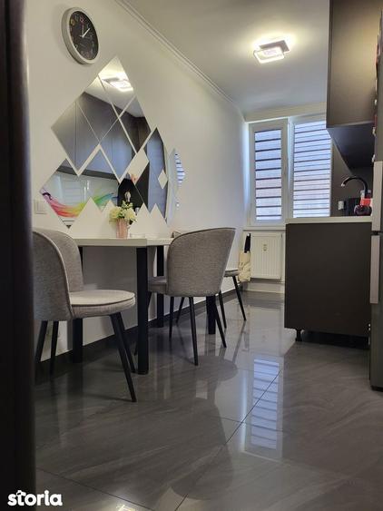 Apartament cu 2 camere în Apărătorii Patriei