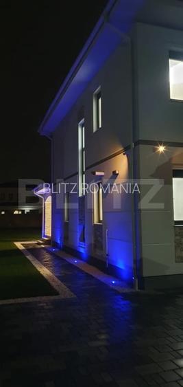 Casa 5 camere, teren 1000 mp, 177 mp Dumbravita