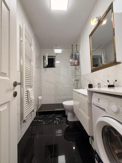 Apartament cu 2 camere semidecomandat în Cetate