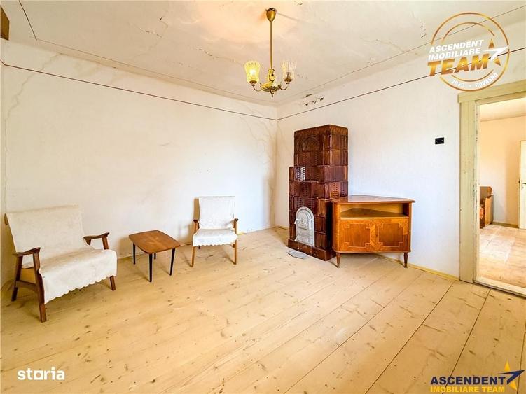 Casă cu 3 camere în Micfalău