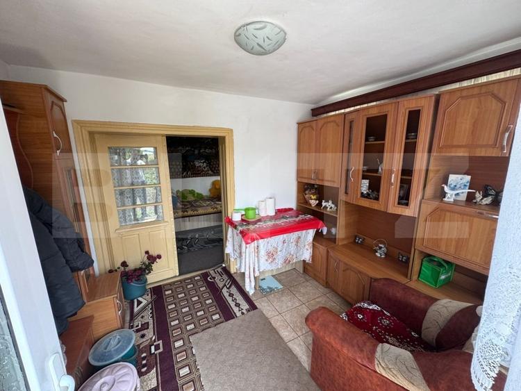 Casă individuală cu 5 camere cu Teren 2300 Mp în Exterior Sud