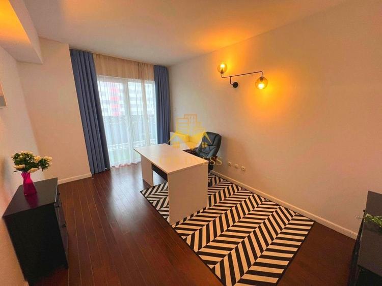 Apartament cu 5 camere semidecomandat, mobilat în Bună Ziua