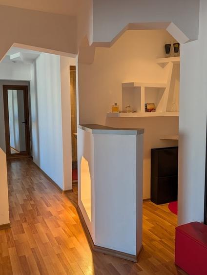 Apartament cu 3 camere în Dristor