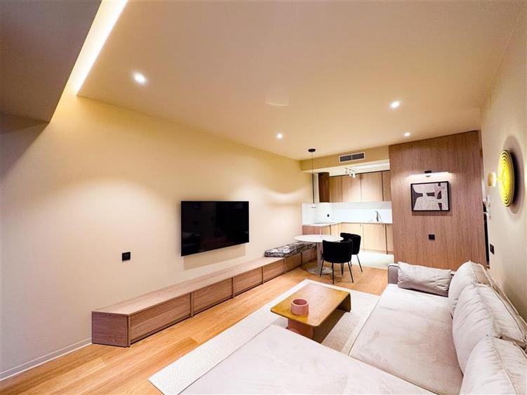 Apartament cu 2 camere decomandat, mobilat în Floreasca