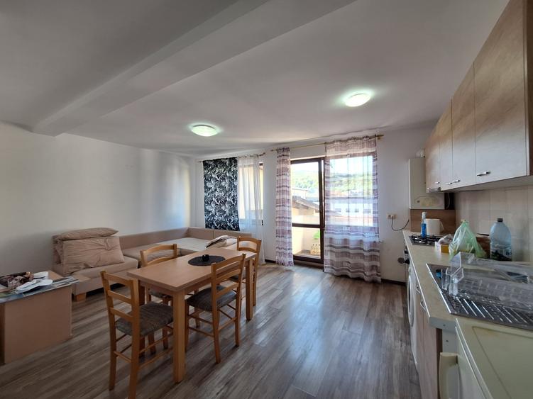 Apartament cu 2 camere semidecomandat, mobilat în Florești — fotografia 2