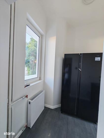 Apartament cu 3 camere în Gara de Nord