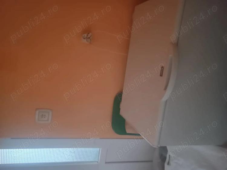 Casă cu Teren 2400 Mp în Dobra