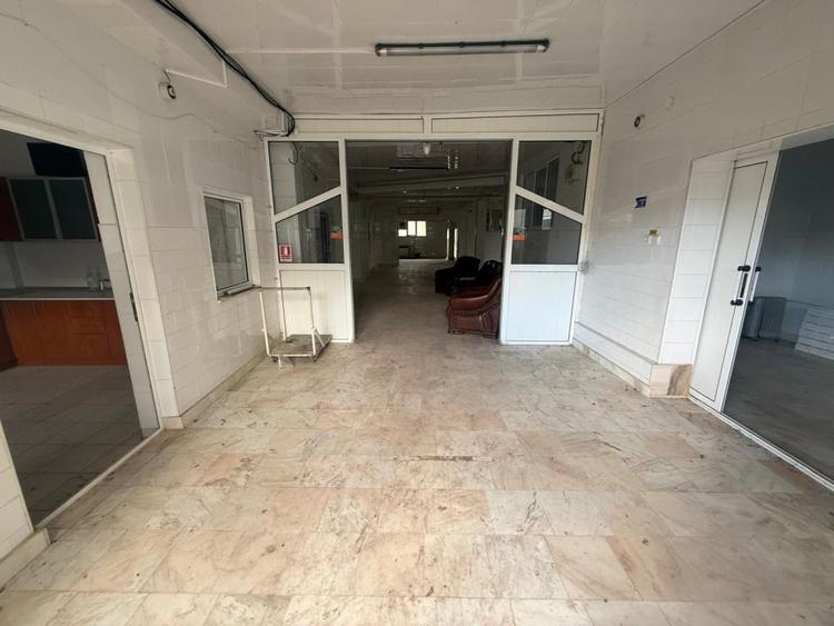 Casă individuală cu 10 camere cu Canalizare în Băicoi
