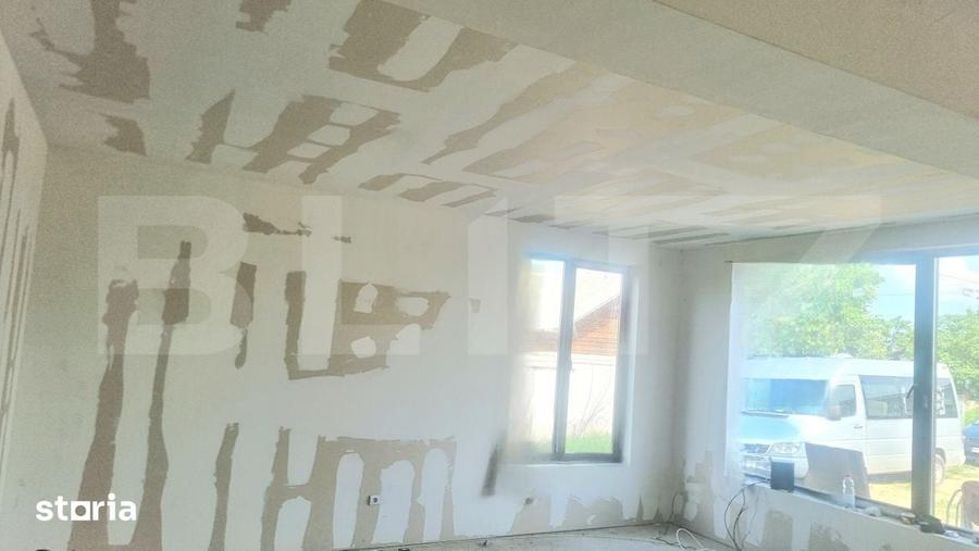 Casă cu 6 camere cu Teren 2700 Mp în Mărășești