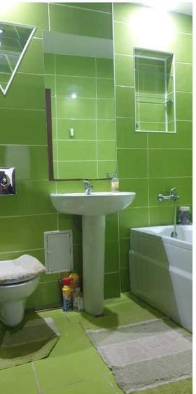 Inchiriez apartament 3 camere - 6