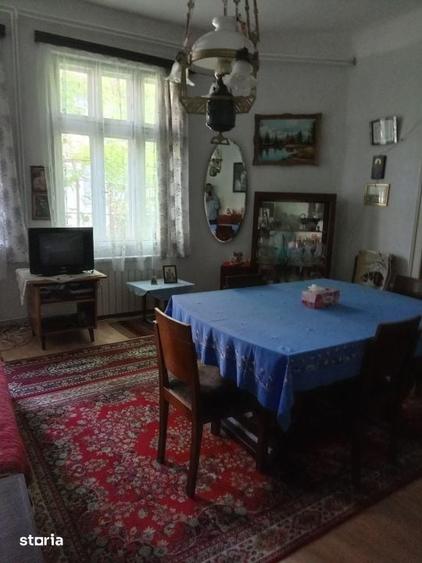 Casa de vanzare3 dormitoare, 2 livinguri,ideala si pentru spatiu co - 6