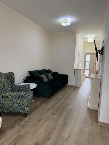 Casă cu 3 camere cu Teren 418 Mp în Ghiroda
