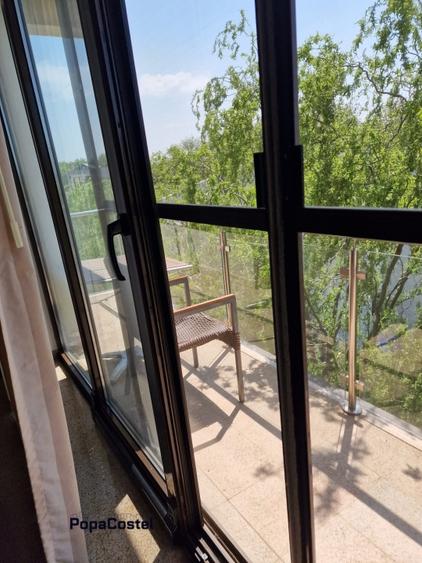 Apartament cu 4 camere decomandat, mobilat în Otopeni