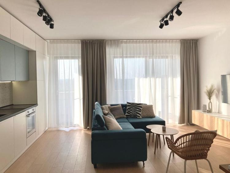 Apartament cu 2 camere, mobilat în Tineretului