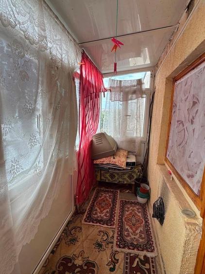 Apartament cu 2 camere semidecomandat în Piața