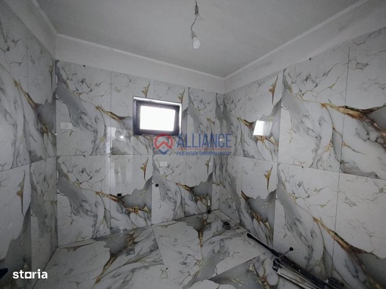 Casă cu 3 camere decomandat în Valu lui Traian