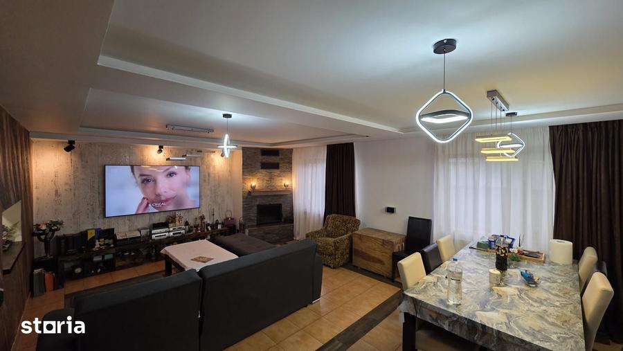 Casă cu 6 camere cu Teren 960 Mp în Câmpineanca