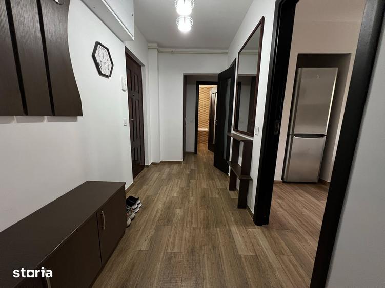 Apartament cu 2 camere decomandat în Delfinariu