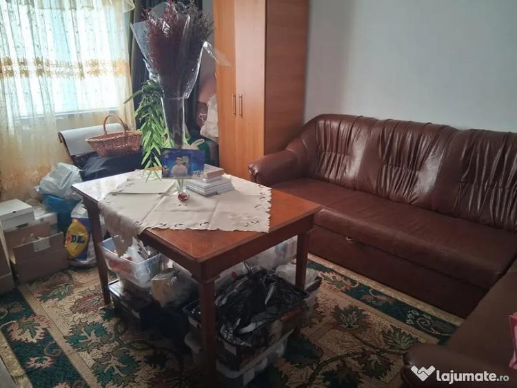 Casă cu 7 camere cu Teren 863 Mp în Brestei