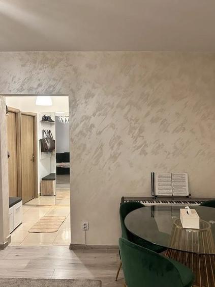 Apartament cu 2 camere semidecomandat în Iancului