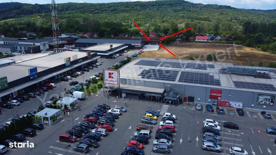 Spațiu comercial, de 586 mp, în Nord