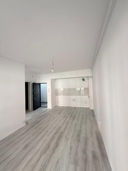 Apartament cu 2 camere semidecomandat în Militari