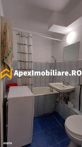 Apartament cu 2 camere semidecomandat, mobilat în Berceni